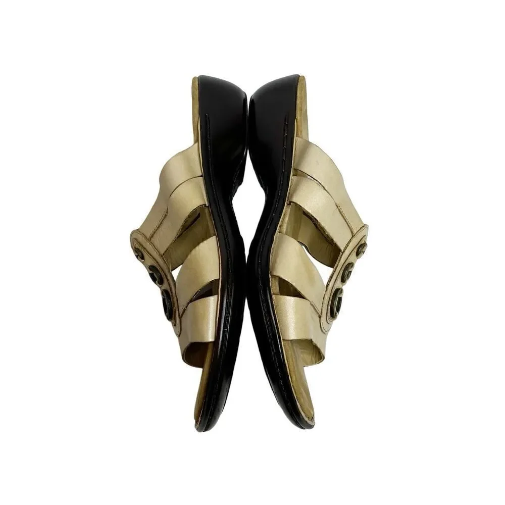 Clark’s bendable nude beige ina cherish leather sandals size 6